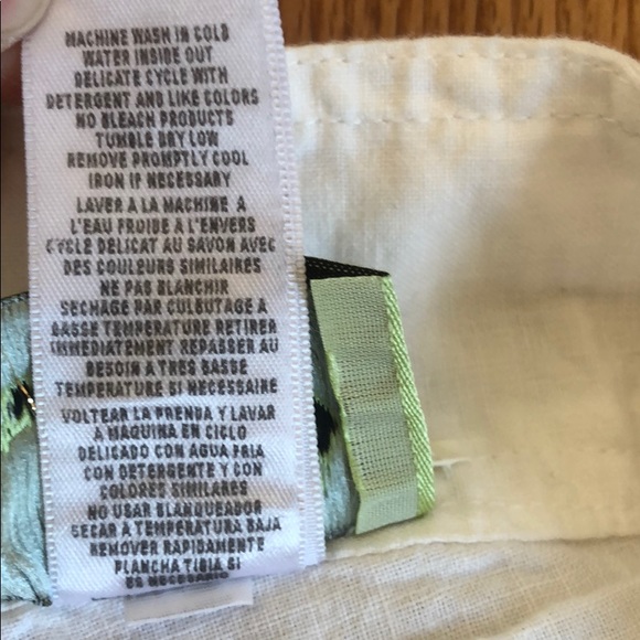 JUICY COUTURE white Linen short Shorts. Women 10 EUC pockets, tie belt cuffed - Picture 4 of 9